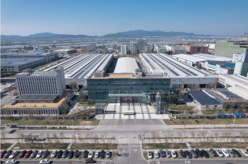 中央企业加速形成新质生产力 谱写绿色智能发展新篇章
